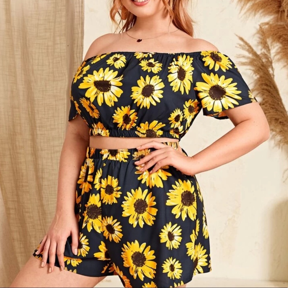 SHEIN sunflower crop & short set